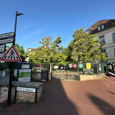 Apartamento Renovated Duplex In Germain En Laye *